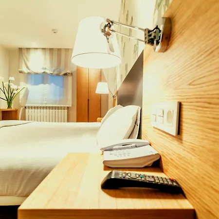 Denike Grupo Atalaia 2* Santiago de Compostela