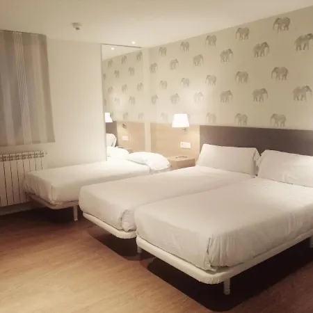 Denike Grupo Atalaia Πανσιόν 2*