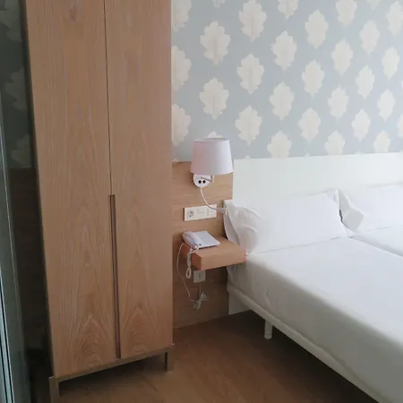 Denike Grupo Atalaia Guest house