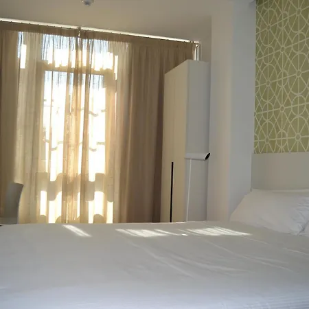 Guest house Denike Grupo Atalaia 2*