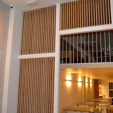 Denike Grupo Atalaia Guest house
