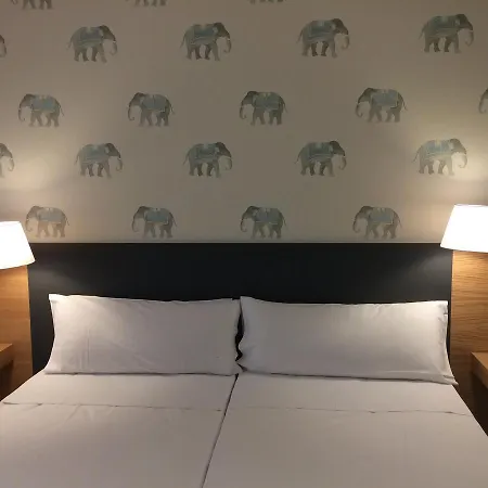 Denike Grupo Atalaia 2* Σαντιάγο ντε Κομποστέλα