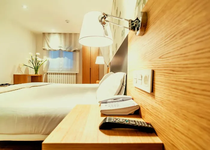 Denike Grupo Atalaia 2* Santiago de Compostela