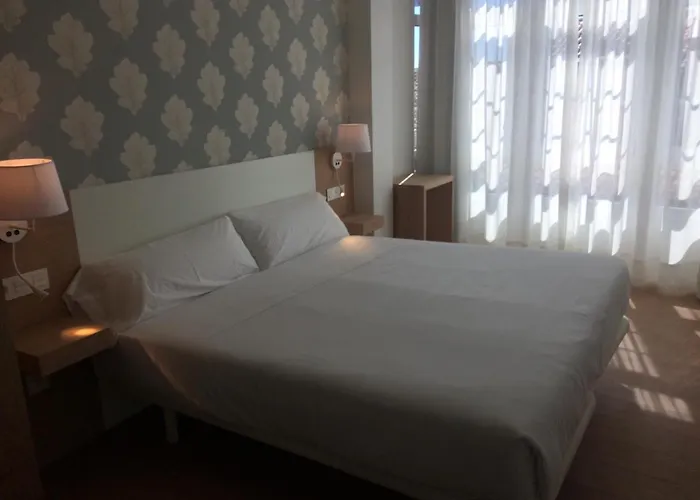 Denike Grupo Atalaia Konukevi 2*