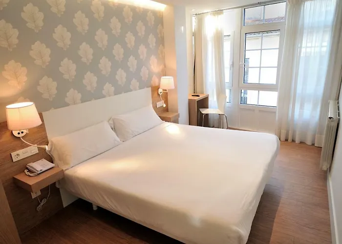 Denike Grupo Atalaia 2* Santiago de Compostela